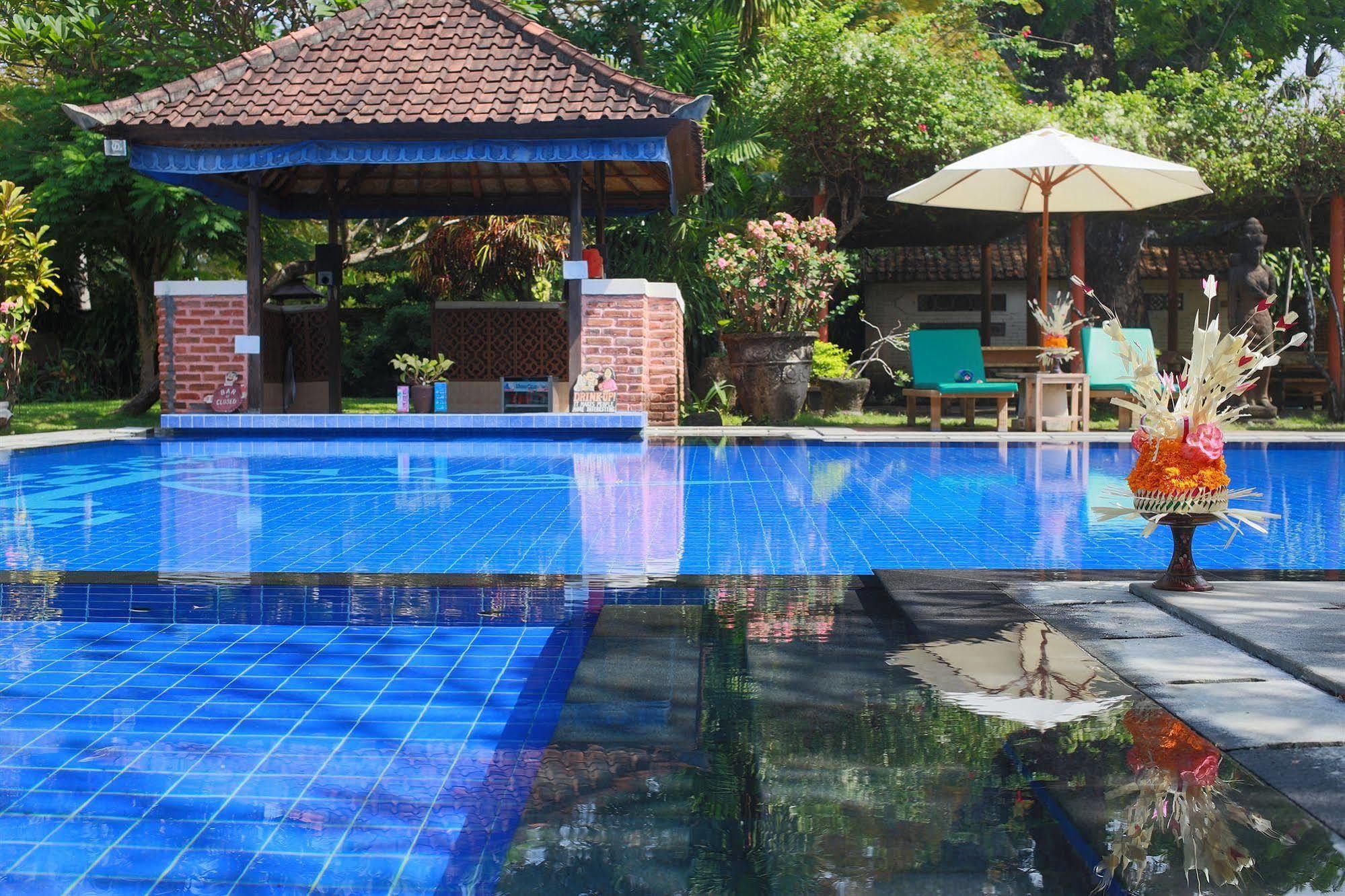 Laghawa Beach Hotel Sanur Екстериор снимка