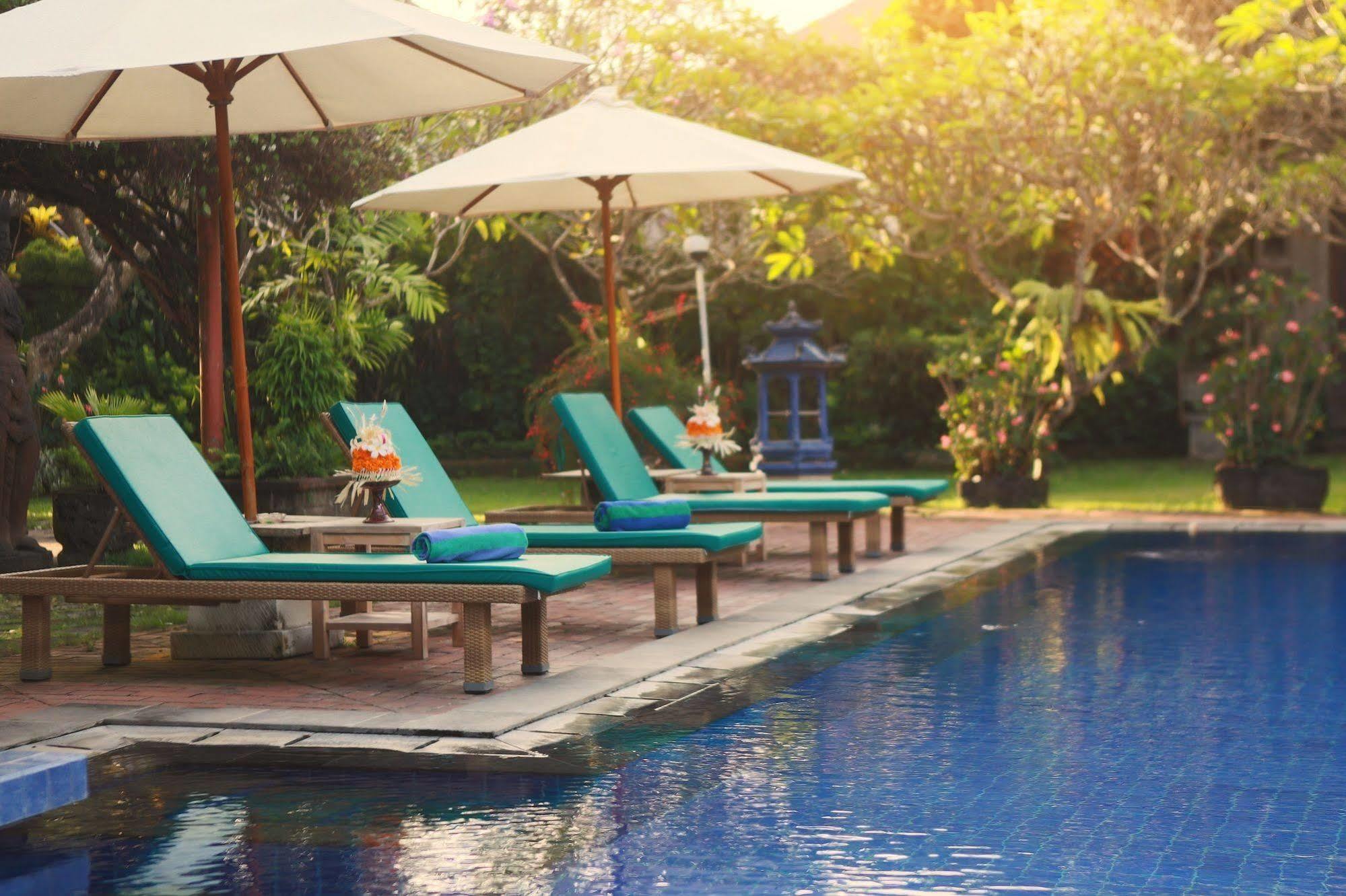 Laghawa Beach Hotel Sanur Екстериор снимка